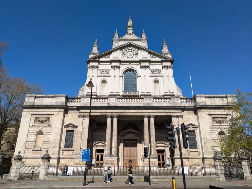 Utsiden av Brompton Oratory i London