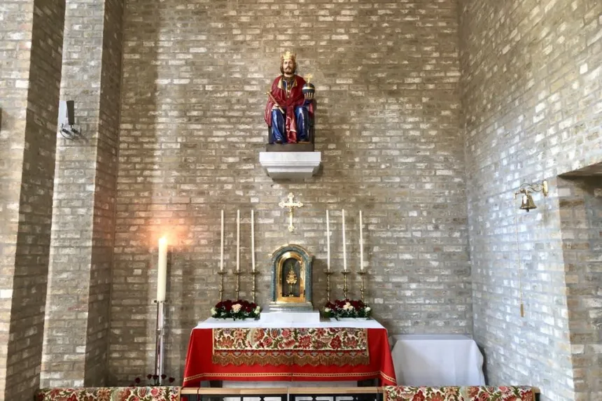 Skulpturen av Hellig Olav i St. Olav domkirke i Trondheim